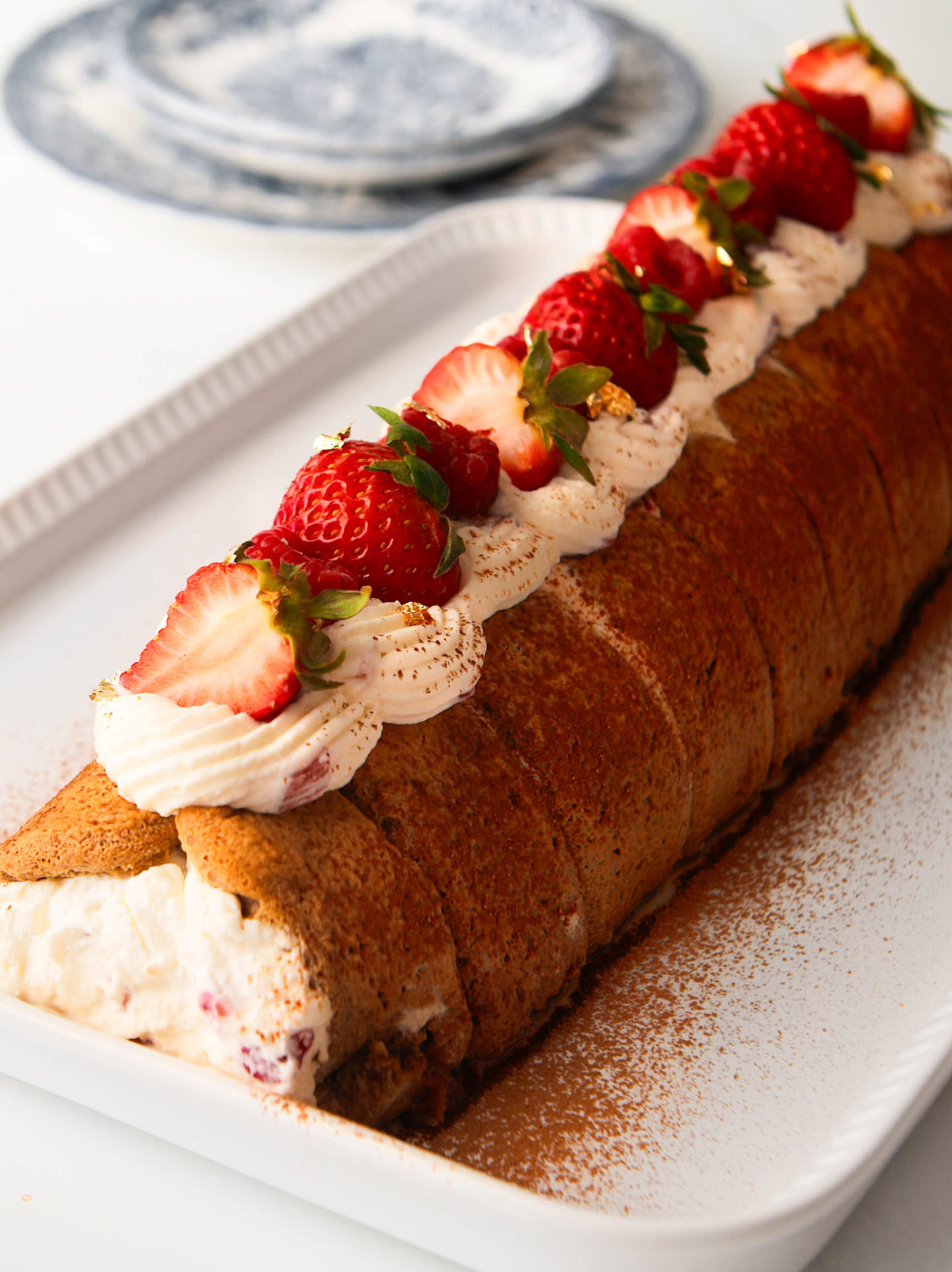 Easy Strawberry Tiramisu - bakecookrepeat.com